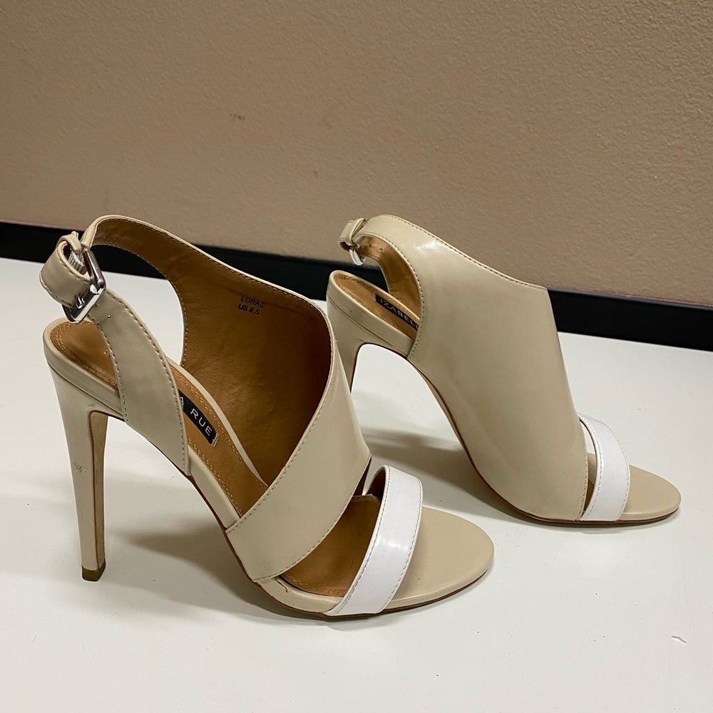 Heeled sandals 8.5 size gentle used tan and white